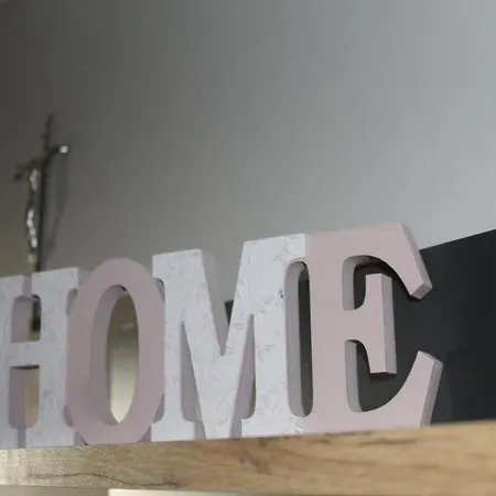 Dominik-posedarje 珀塞达耶